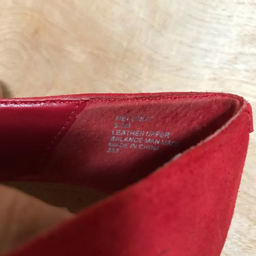 Steve Madden excellent please